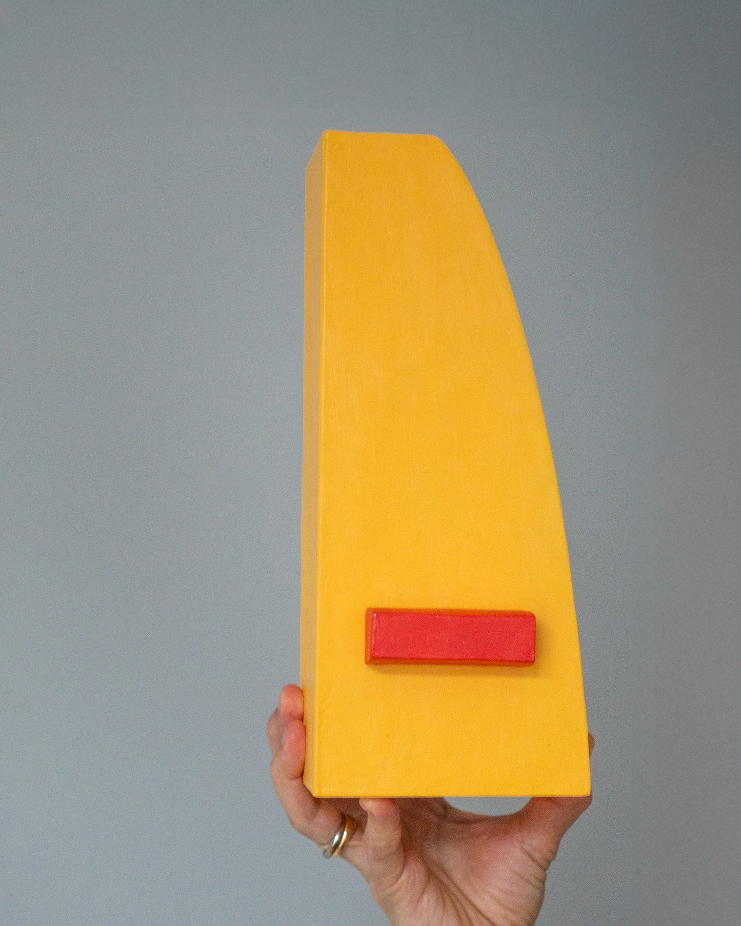 Uphill Construct – Geometric Form in Yellow & Red - Olshbau