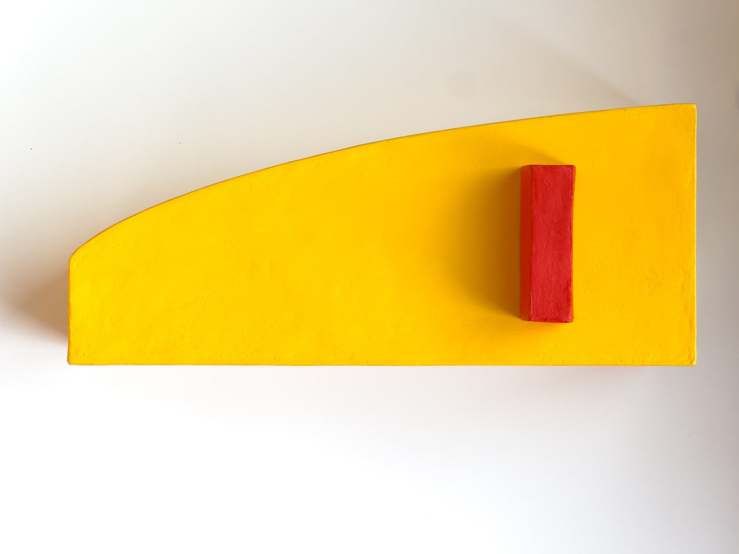 Uphill Construct – Geometric Form in Yellow & Red - Olshbau